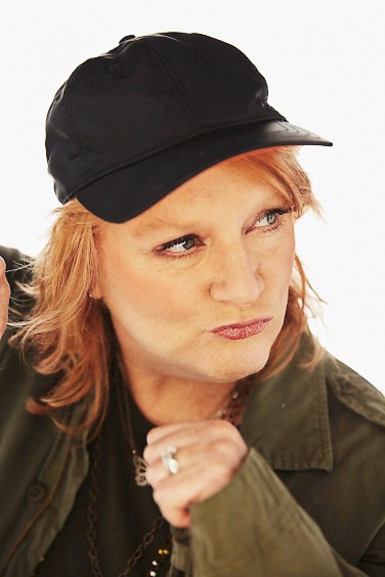 Emily Saliers